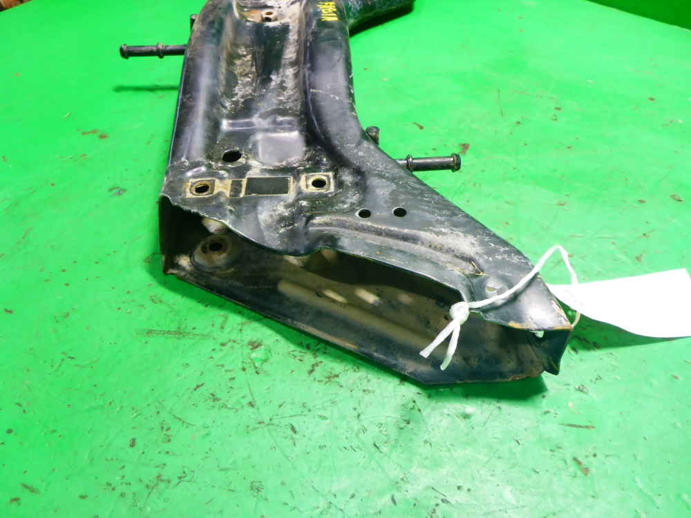 Балка подмоторная