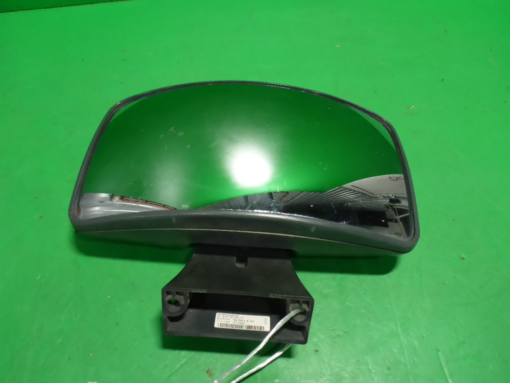 Зеркало заднего вида