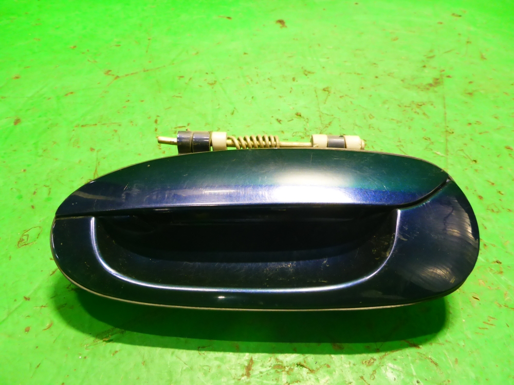 Ручка двери задней наружная левая