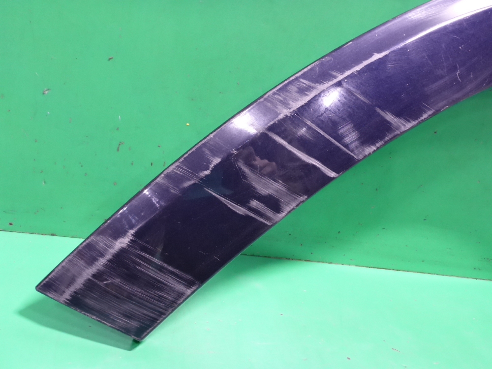 Накладка заднего крыла левого