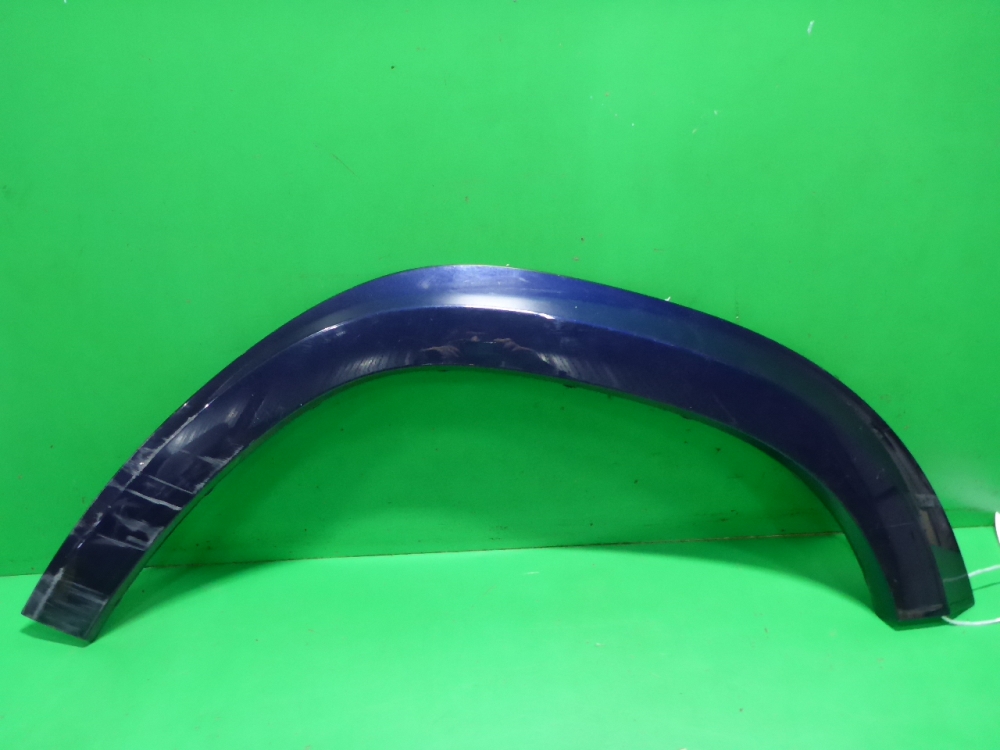 Накладка заднего крыла левого