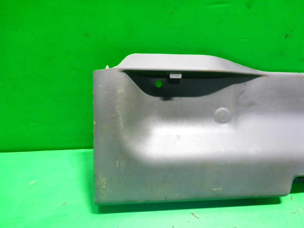 Обшивка багажника