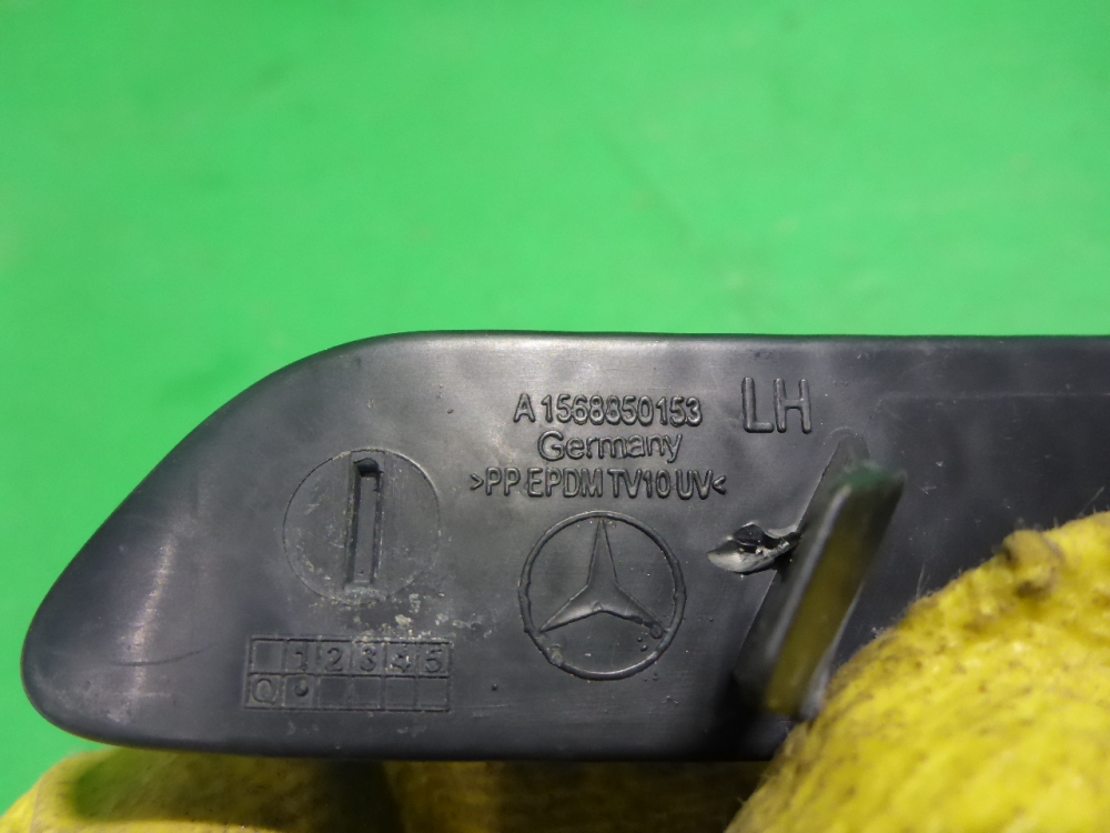 Накладка заднего бампера левая