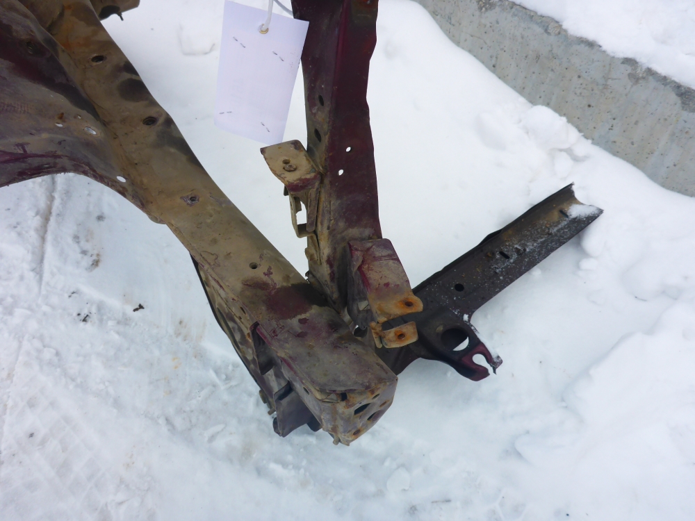 Лонжерон передний правый