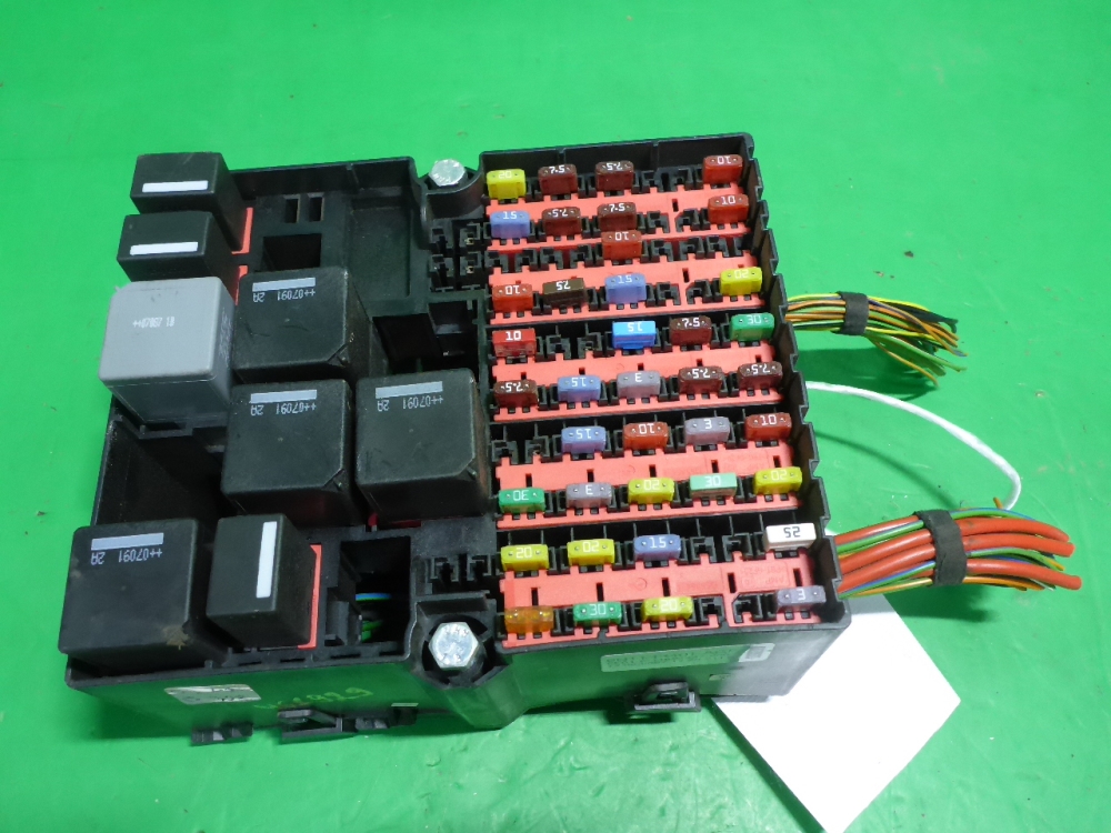 Блок предохранителей