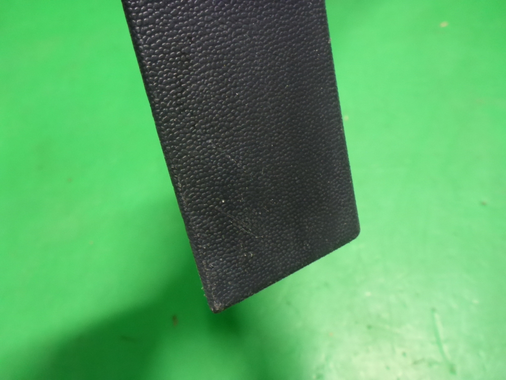 Накладка переднего крыла правого