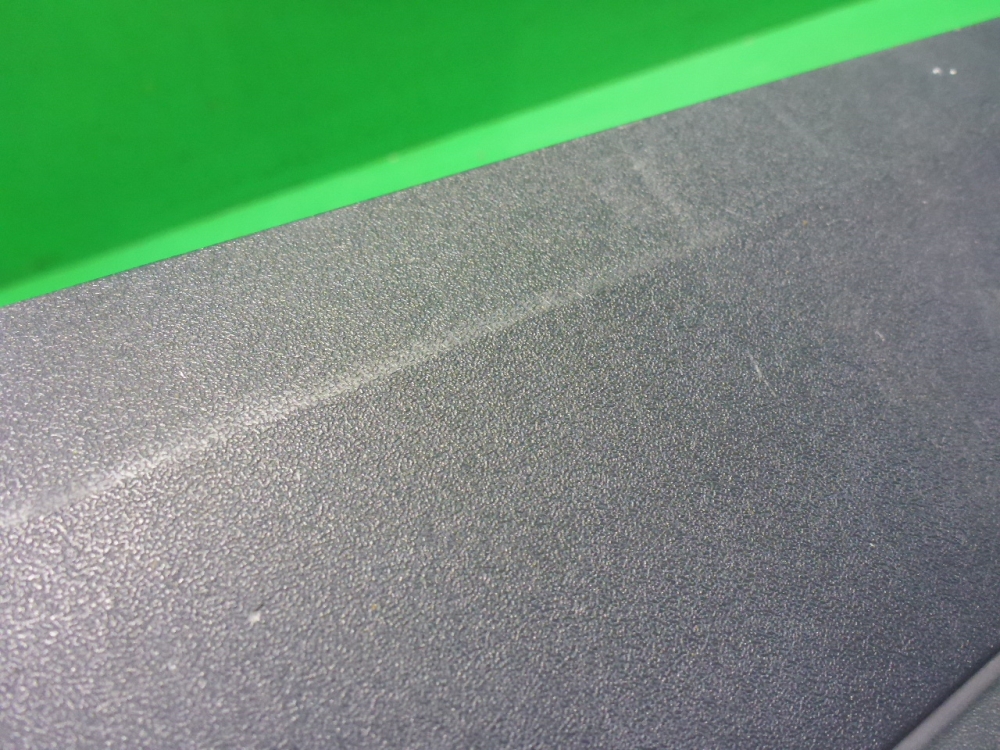 Накладка двери передней левой