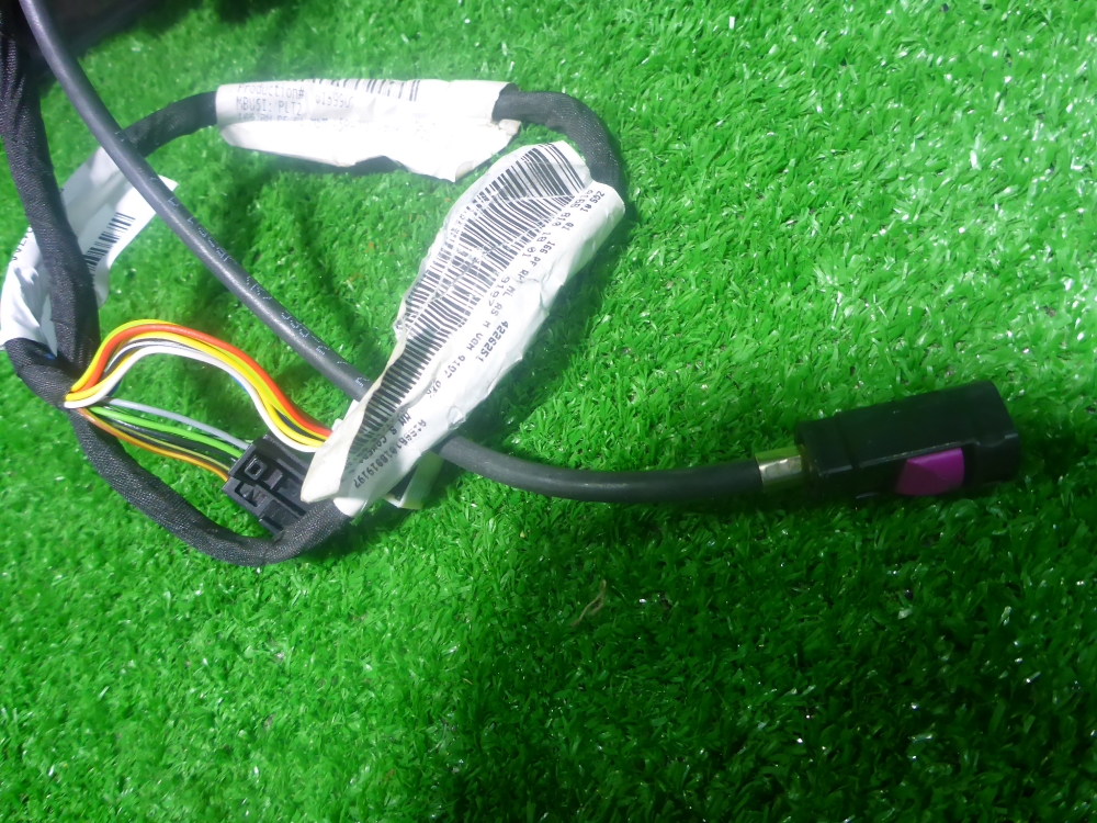 Зеркало правое электрическое