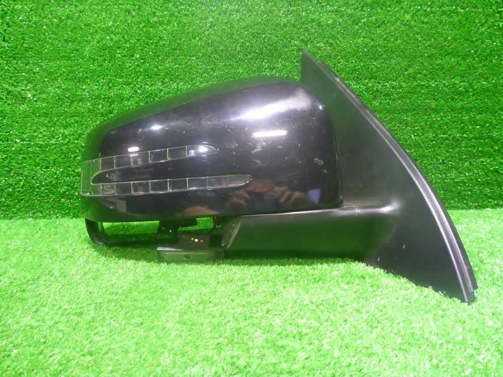 Зеркало правое электрическое