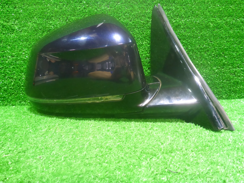 Зеркало правое электрическое