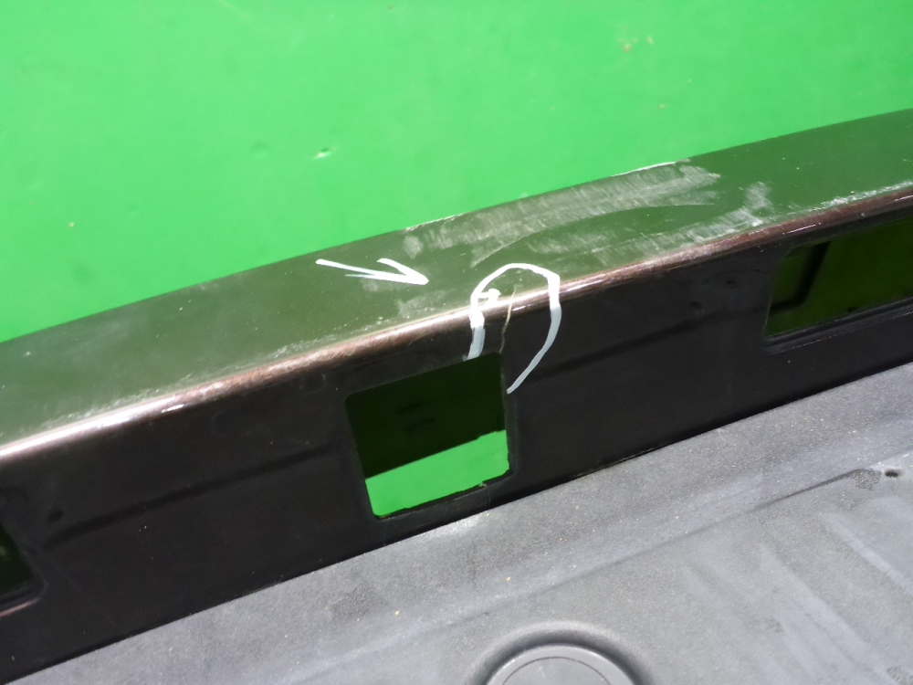 Бампер задний