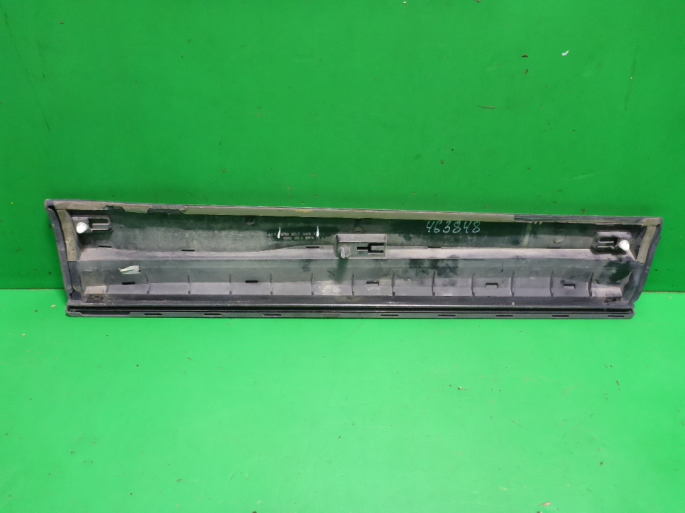 Накладка двери задней левой