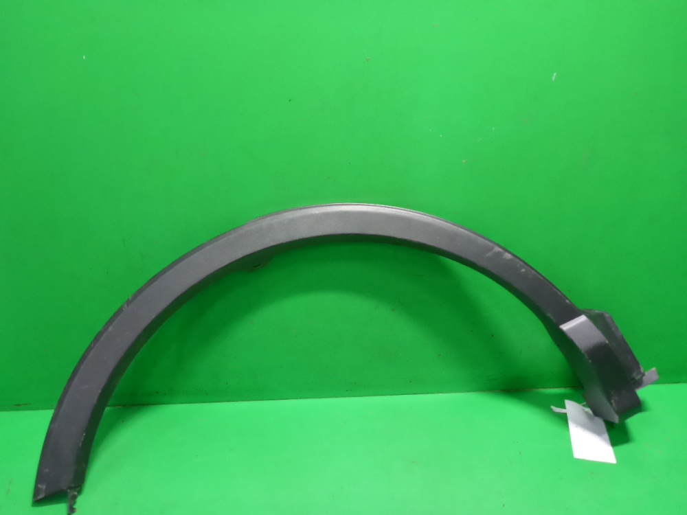 Накладка заднего крыла правого