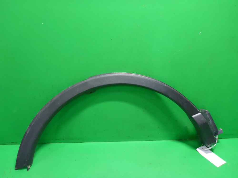 Накладка заднего крыла правого