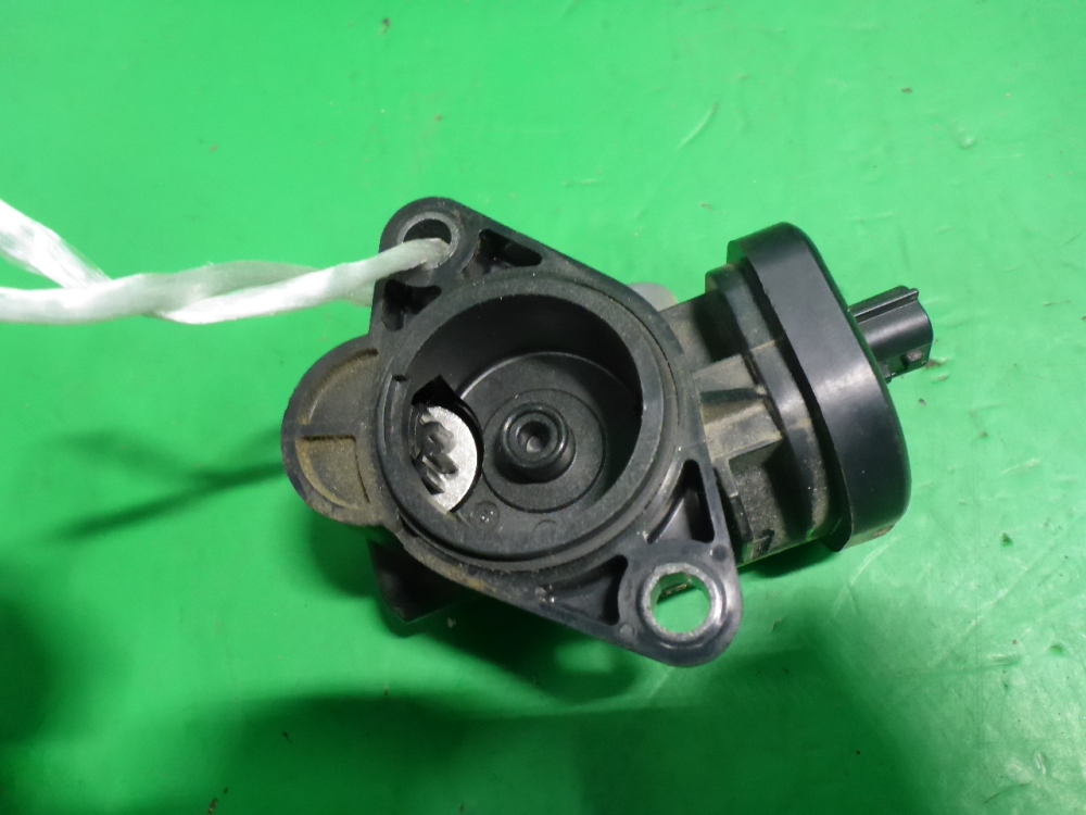 Механизм изменения длины впускного коллектора