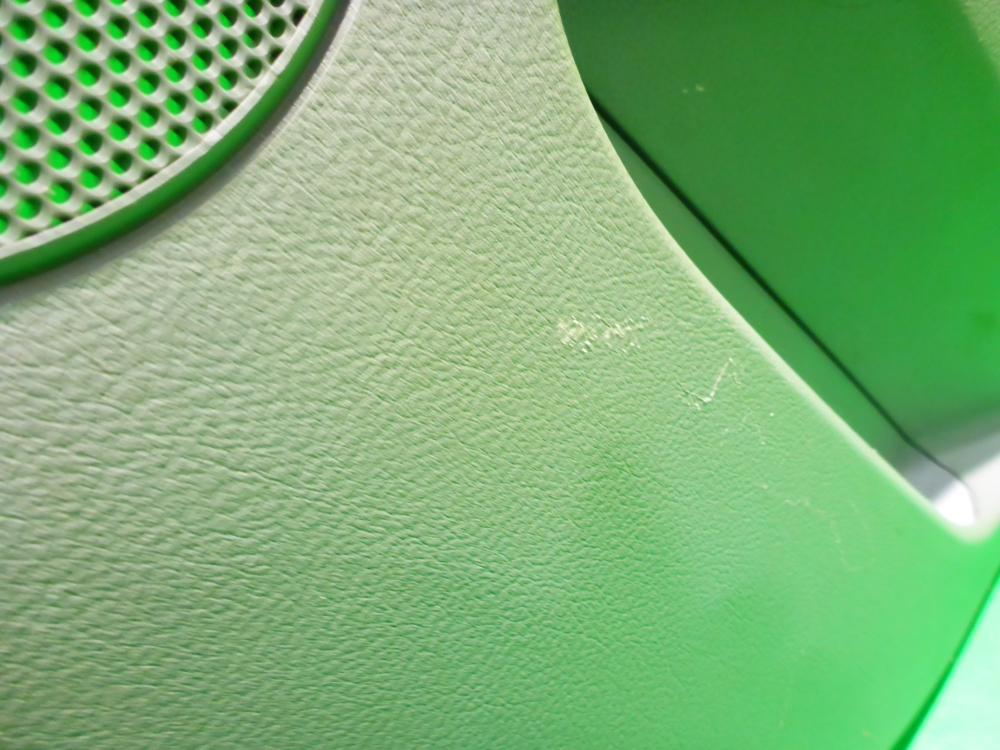 Обшивка двери задней правой