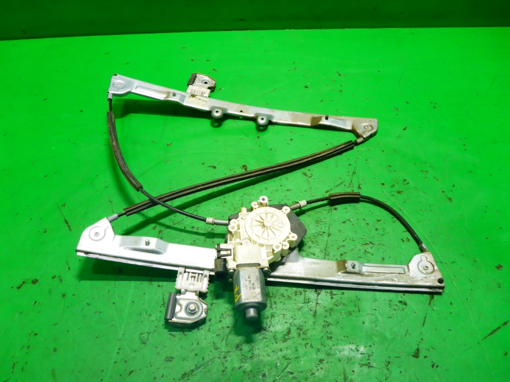 Стеклоподъемник электр. передний правый