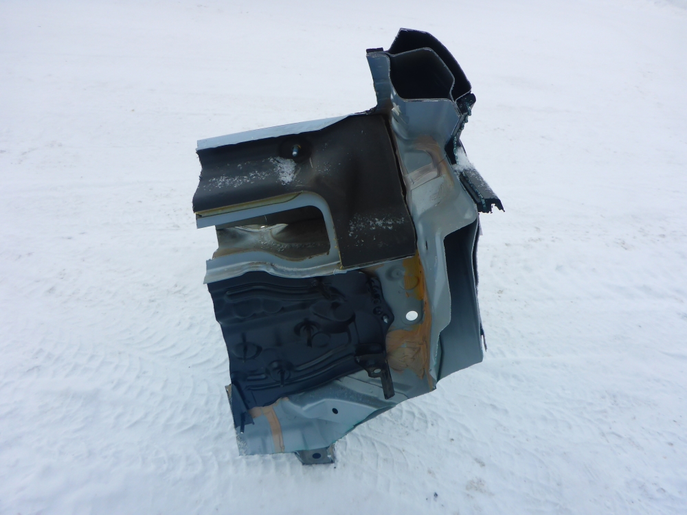 Лонжерон передний правый