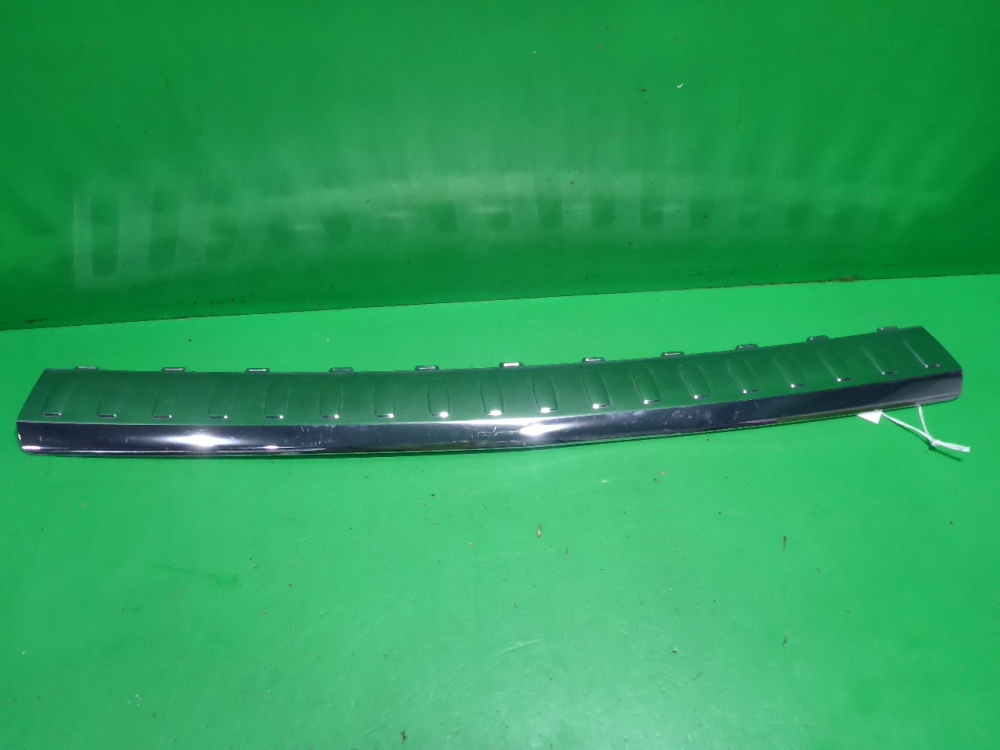 Накладка заднего бампера