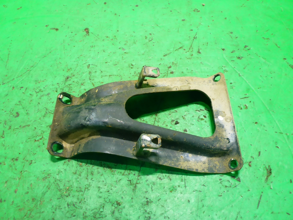 Кронштейн (сопут. товар)