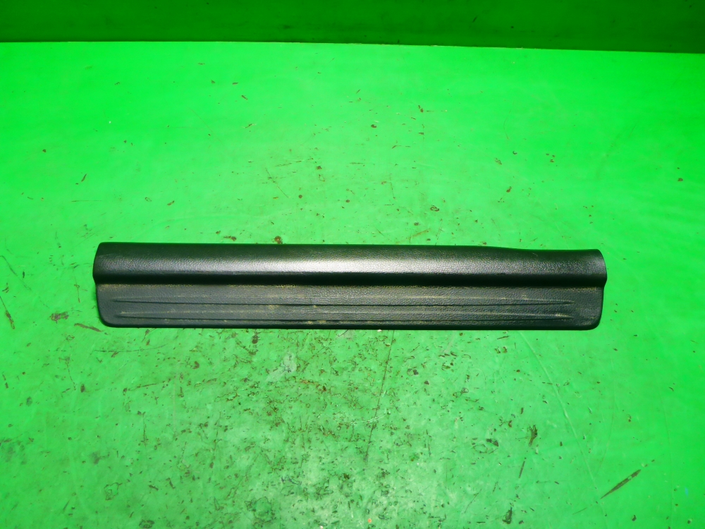 Накладка порога (внутренняя)