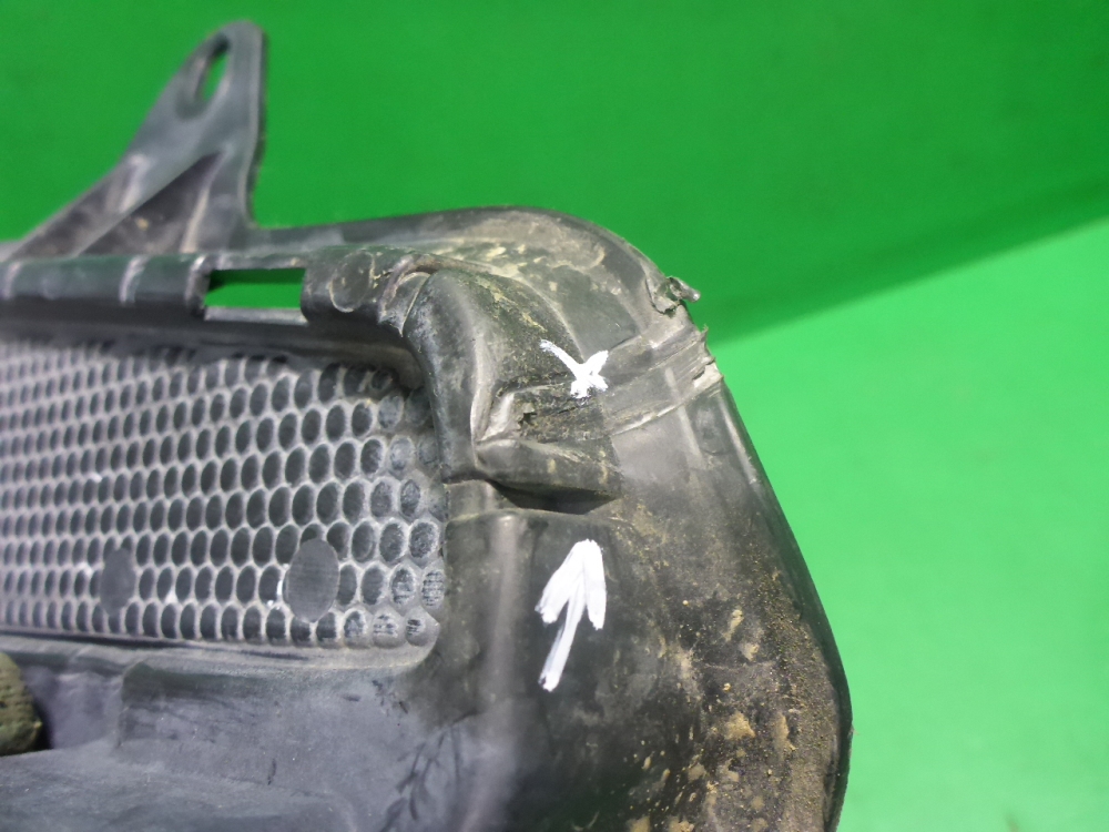 Кронштейн фары противотуманной левой