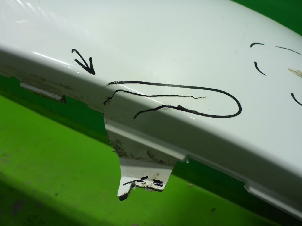 Бампер задний