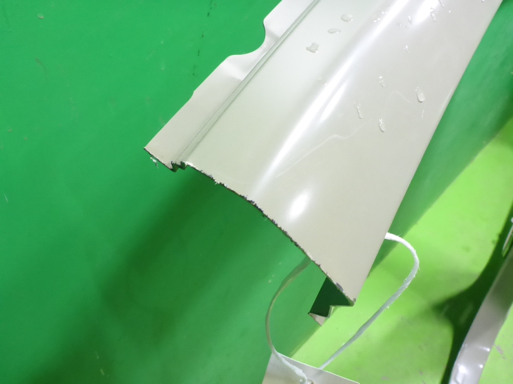 Кузовной элемент