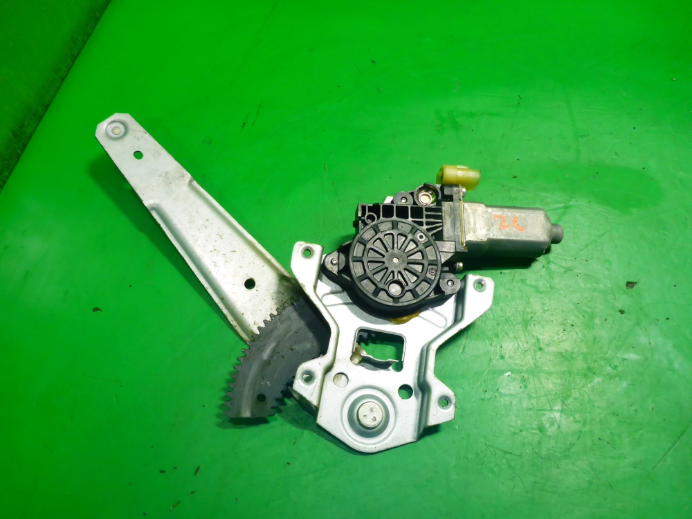 Стеклоподъемник электр. задний левый