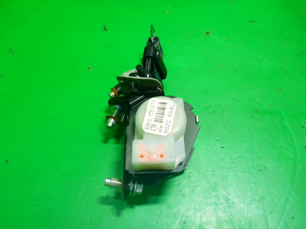 Ремень безопасности