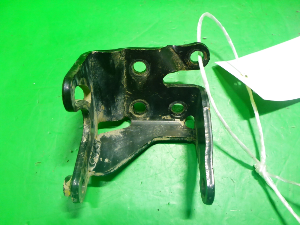 Кронштейн ГУР