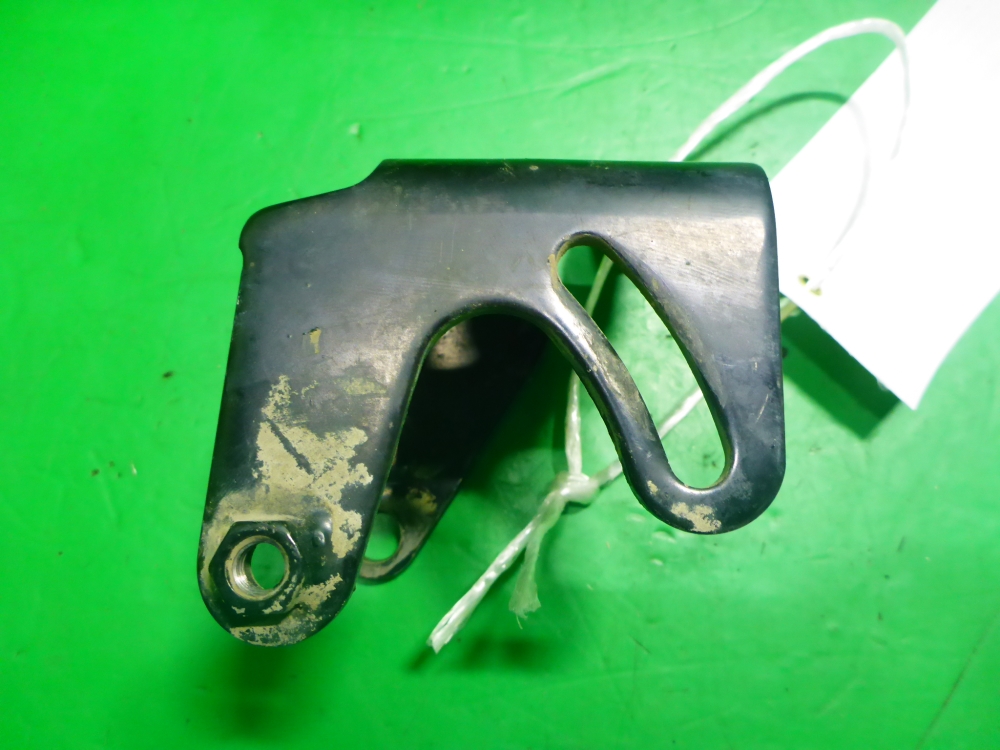 Кронштейн ГУР