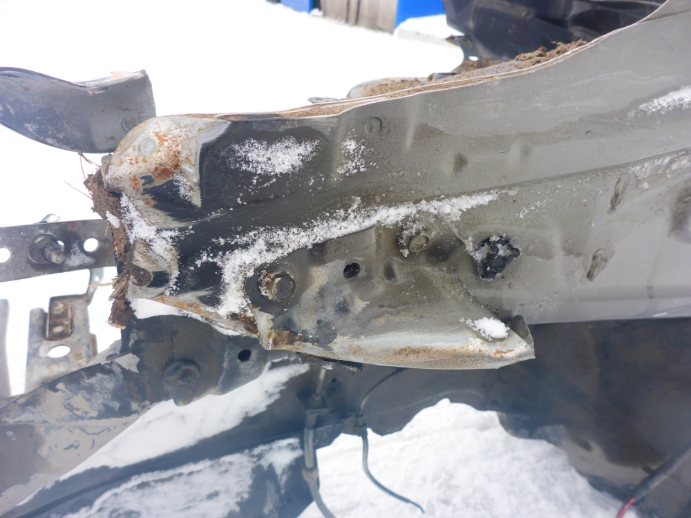 Лонжерон передний левый