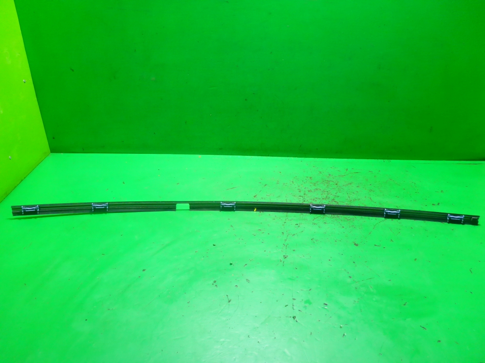 Молдинг крыши правый