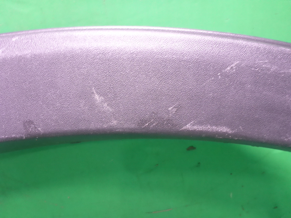 Накладка заднего крыла правого