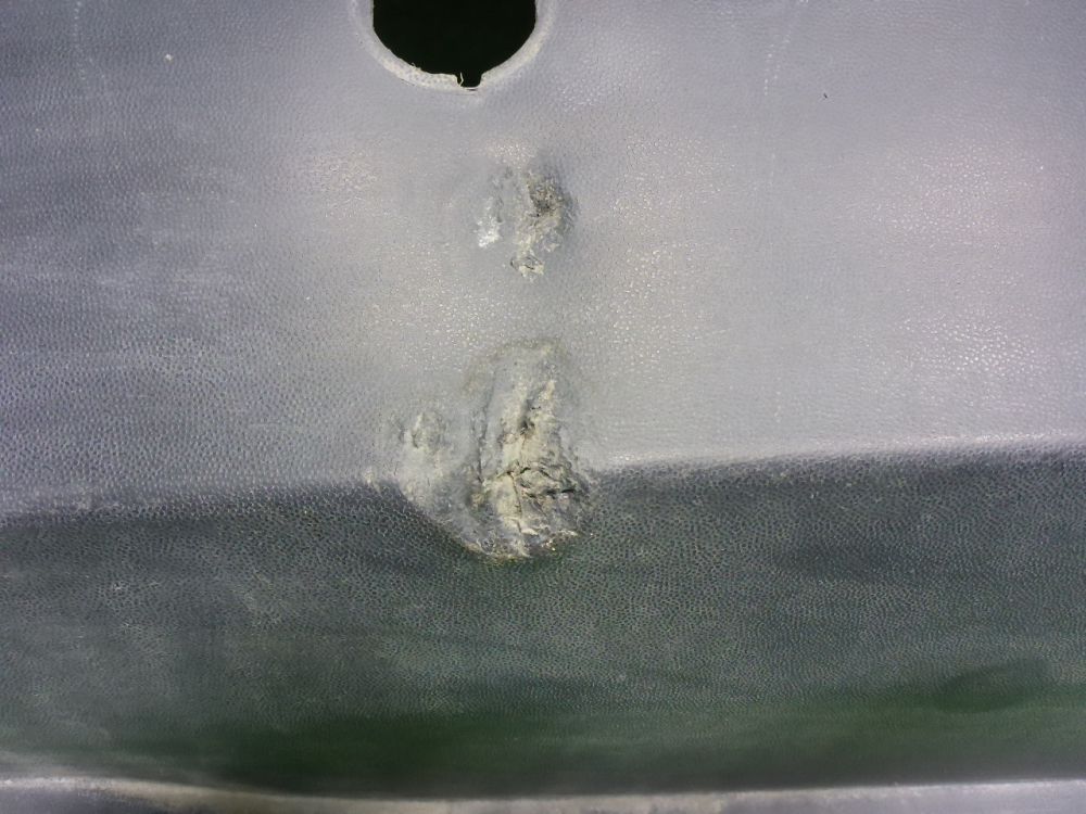 Бампер задний