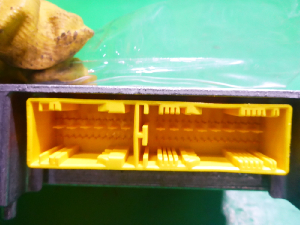 Блок управления подушек безопасности (AIR BAG)