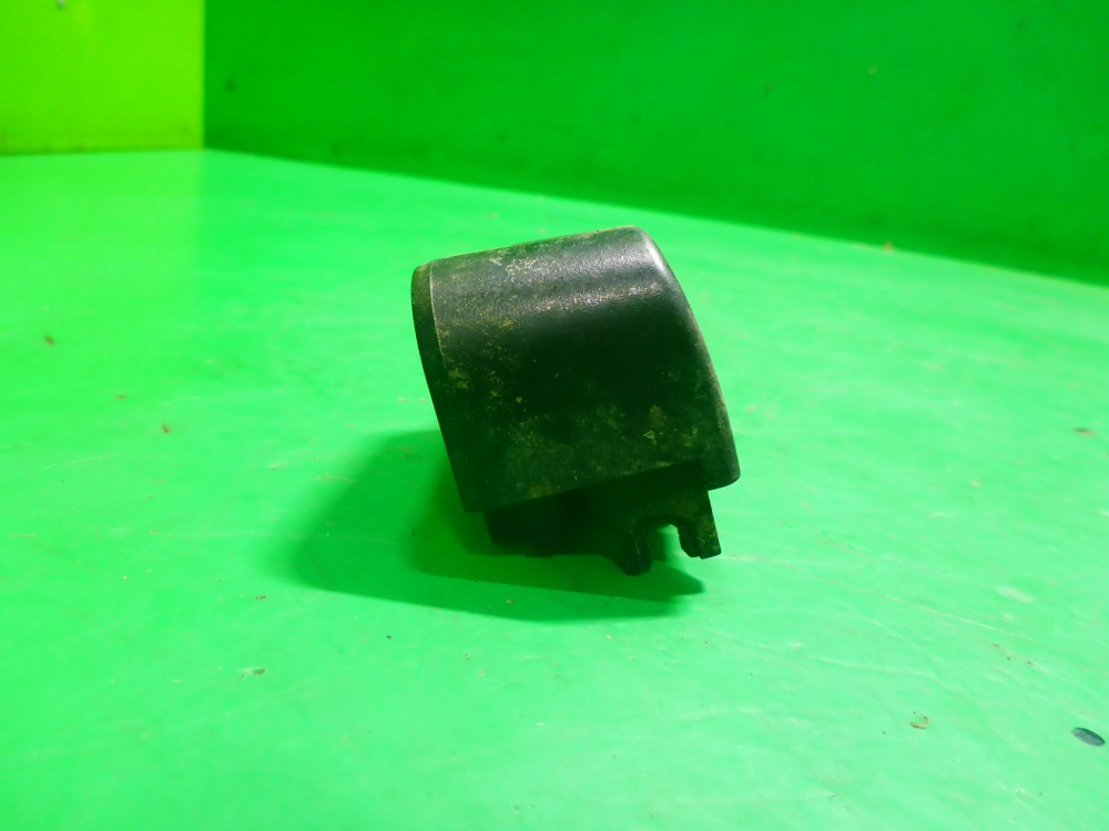 Ручка открывания лючка бензобака