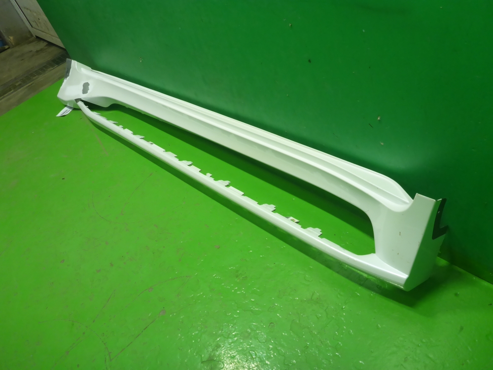 Накладка на подножку