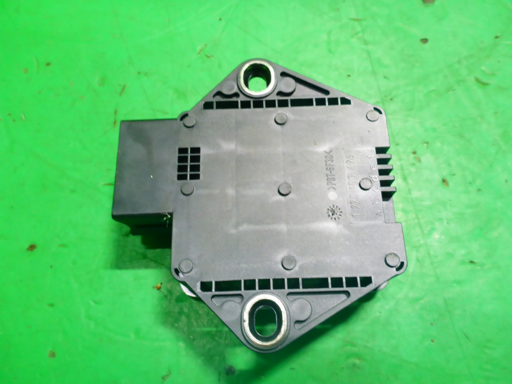 Датчик ускорения