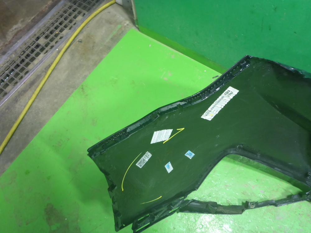 Бампер задний