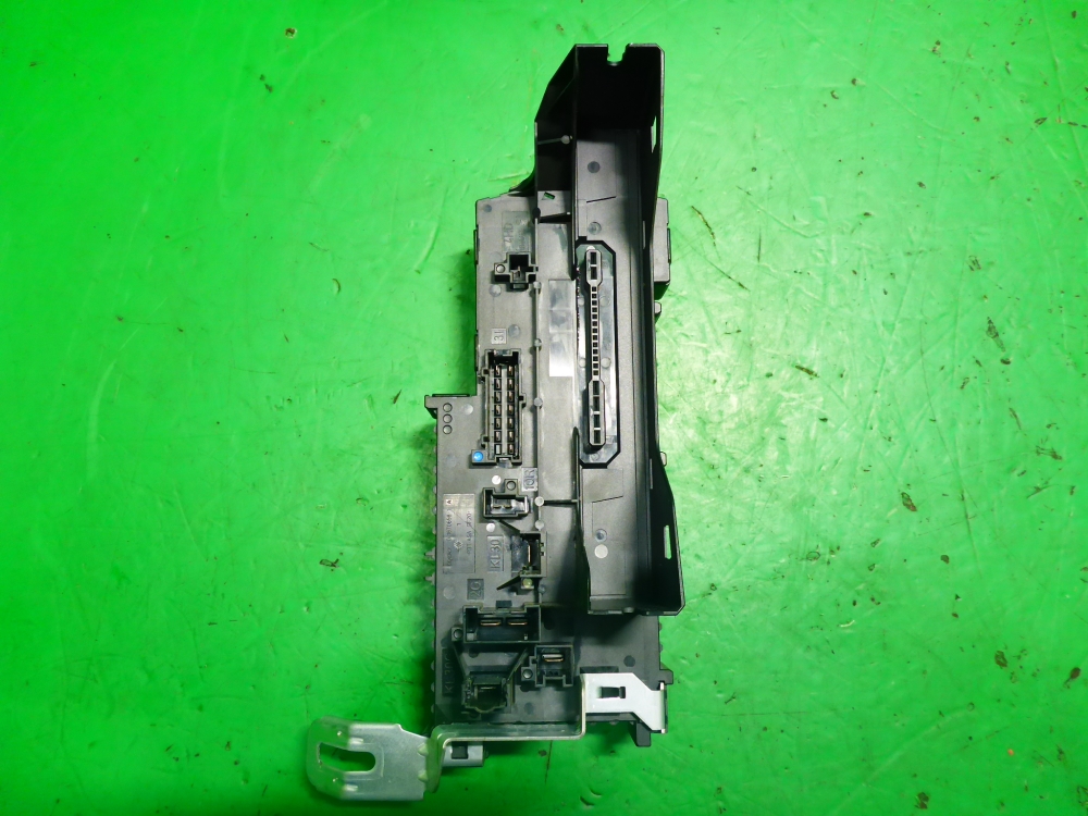 Блок предохранителей