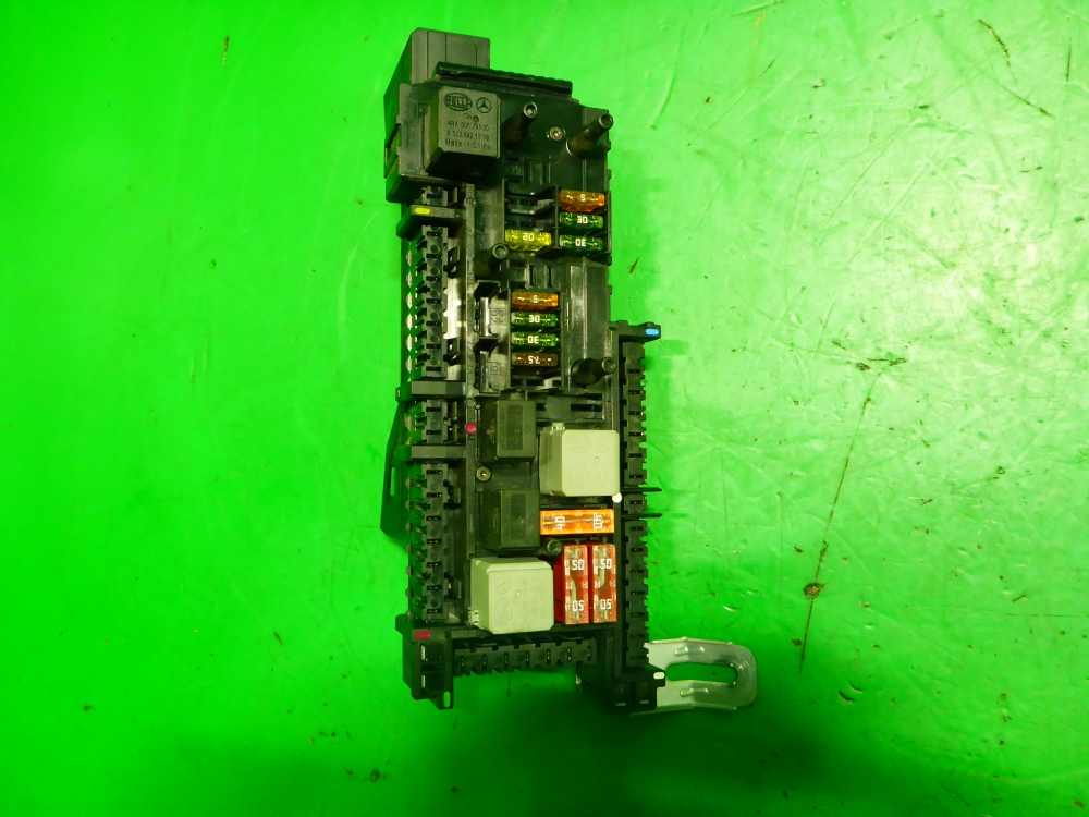 Блок предохранителей