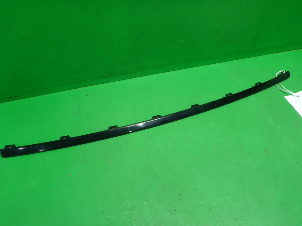 Накладка на решетку