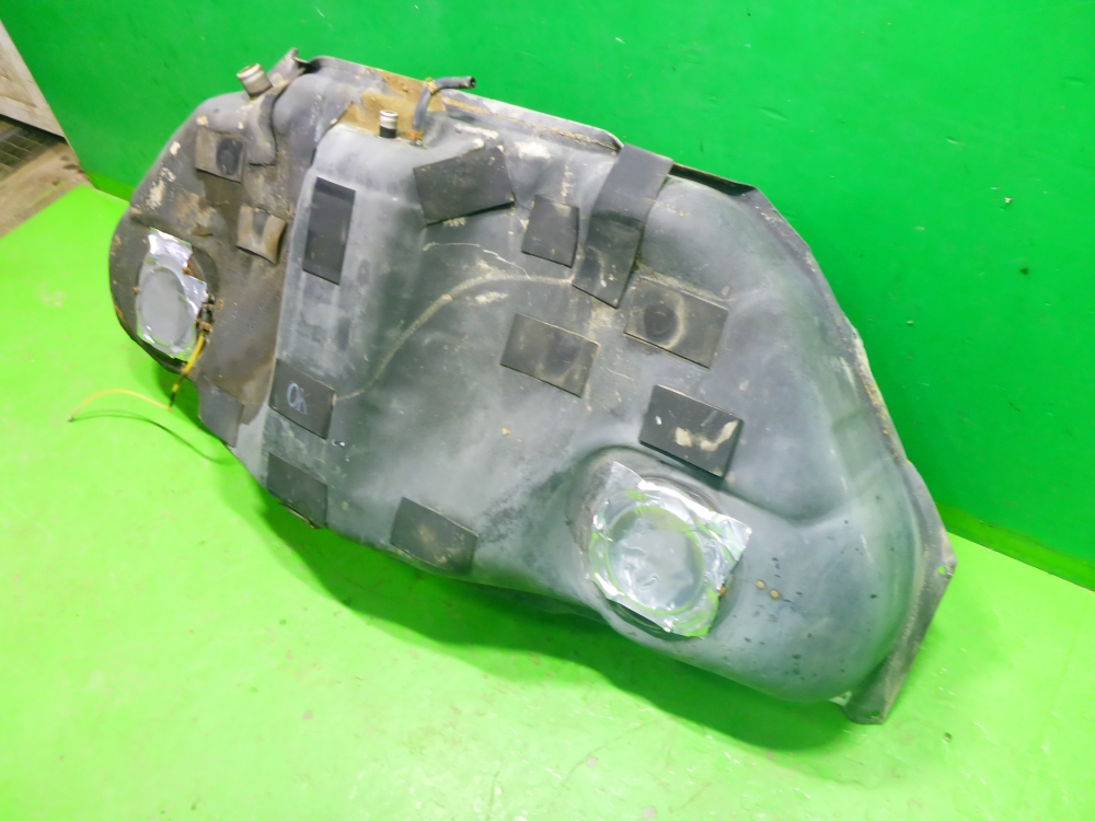 Бак топливный