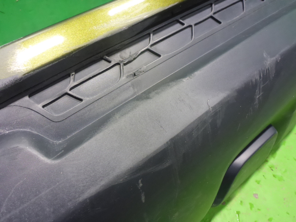 Бампер задний