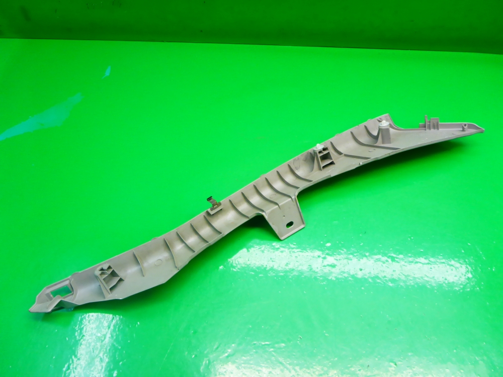 Обшивка стойки