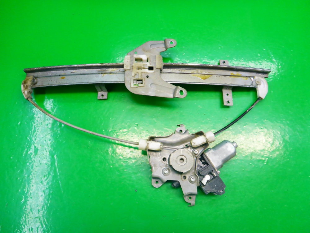 Стеклоподъемник электр. задний правый