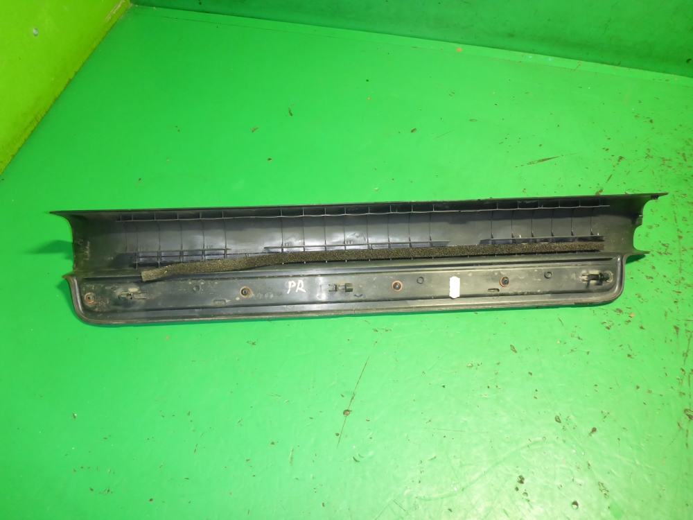 Накладка порога (внутренняя)