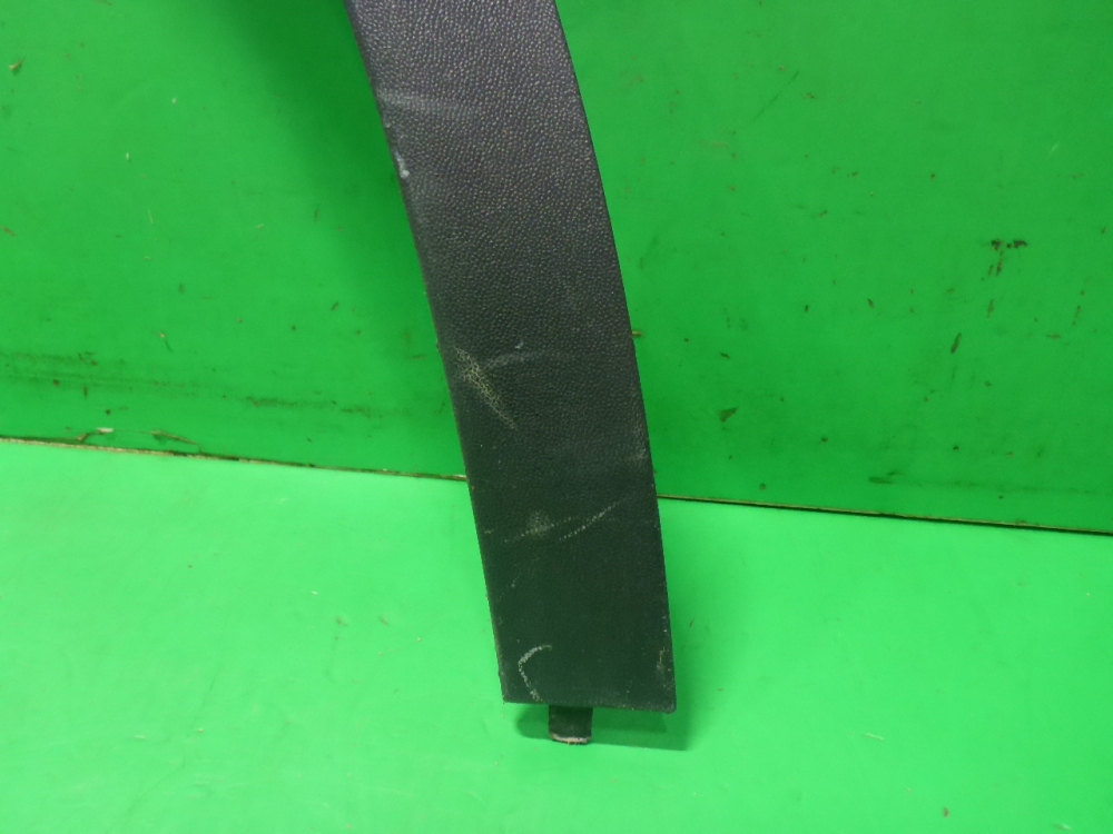 Накладка заднего крыла правого